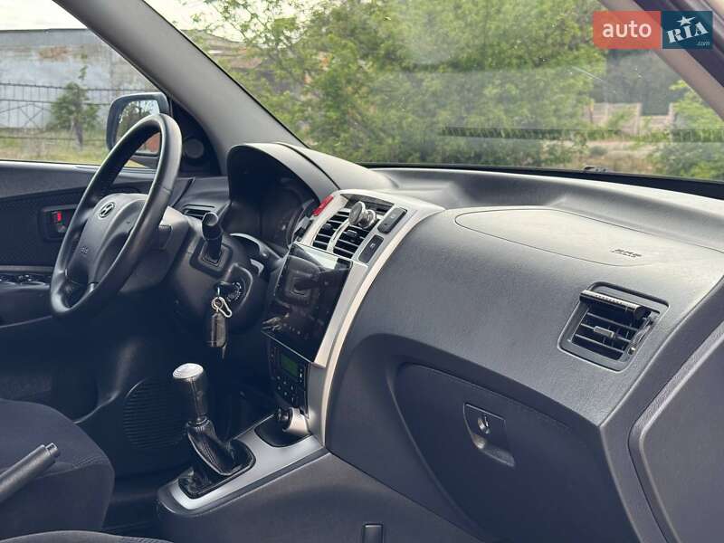Позашляховик / Кросовер Hyundai Tucson 2009 в Охтирці