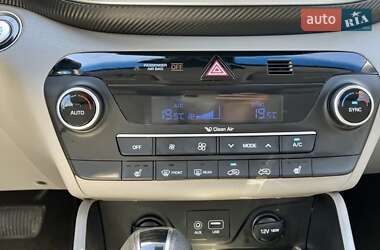 Позашляховик / Кросовер Hyundai Tucson 2021 в 