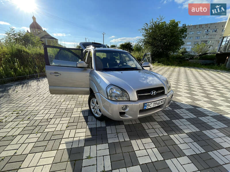 Позашляховик / Кросовер Hyundai Tucson 2006 в Буську