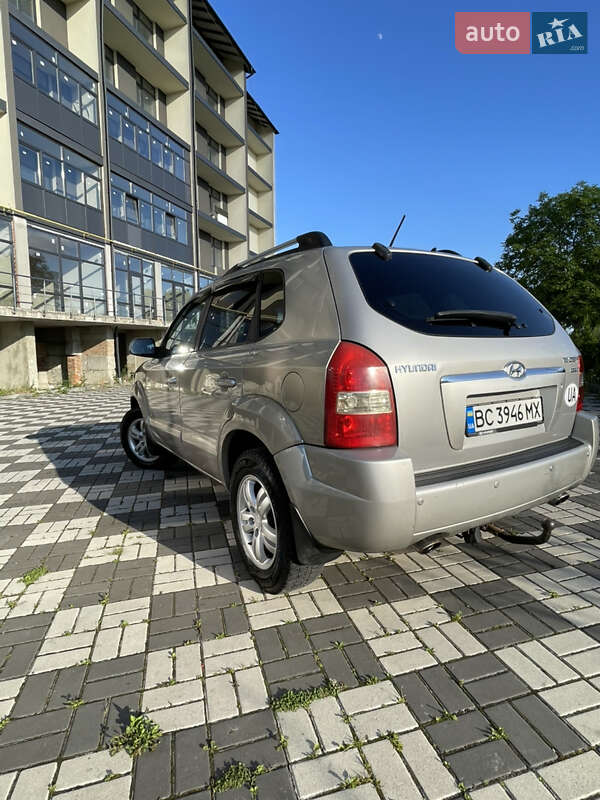 Позашляховик / Кросовер Hyundai Tucson 2006 в Буську