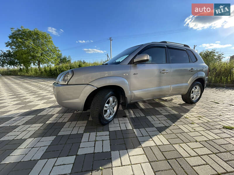 Позашляховик / Кросовер Hyundai Tucson 2006 в Буську