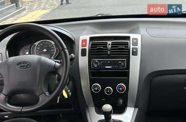Внедорожник / Кроссовер Hyundai Tucson 2007 в 