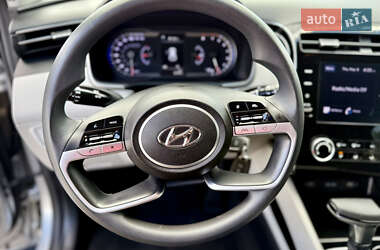 Позашляховик / Кросовер Hyundai Tucson 2022 в 