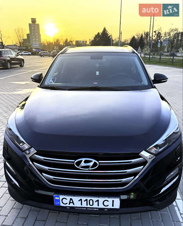 Позашляховик / Кросовер Hyundai Tucson 2017 в Львові