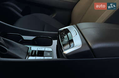 Внедорожник / Кроссовер Hyundai Tucson 2022 в 