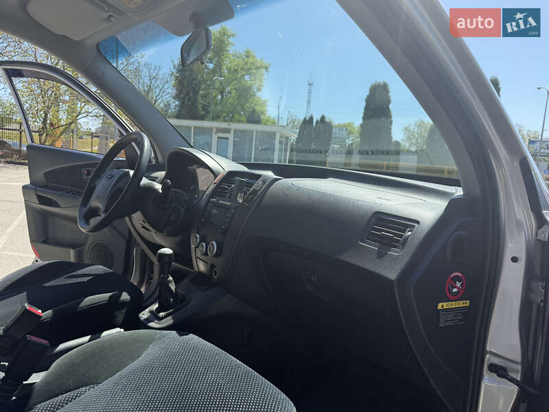 Позашляховик / Кросовер Hyundai Tucson 2005 в Олександрії