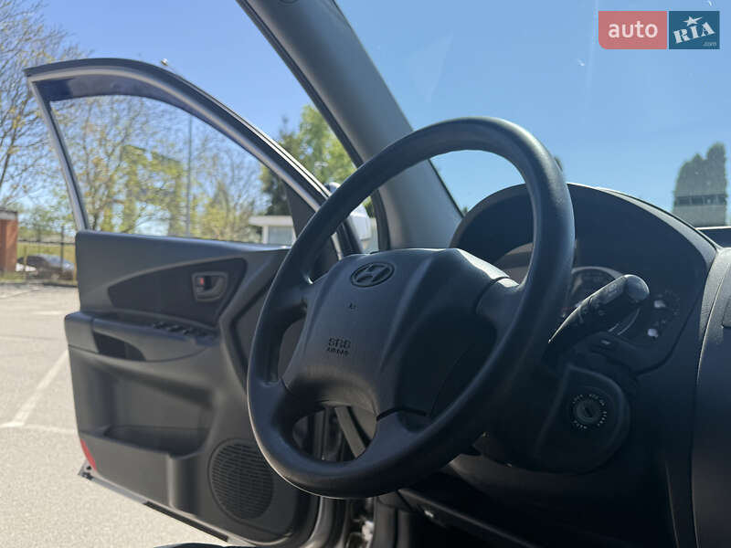 Позашляховик / Кросовер Hyundai Tucson 2005 в Олександрії