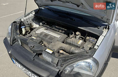 Внедорожник / Кроссовер Hyundai Tucson 2005 в 