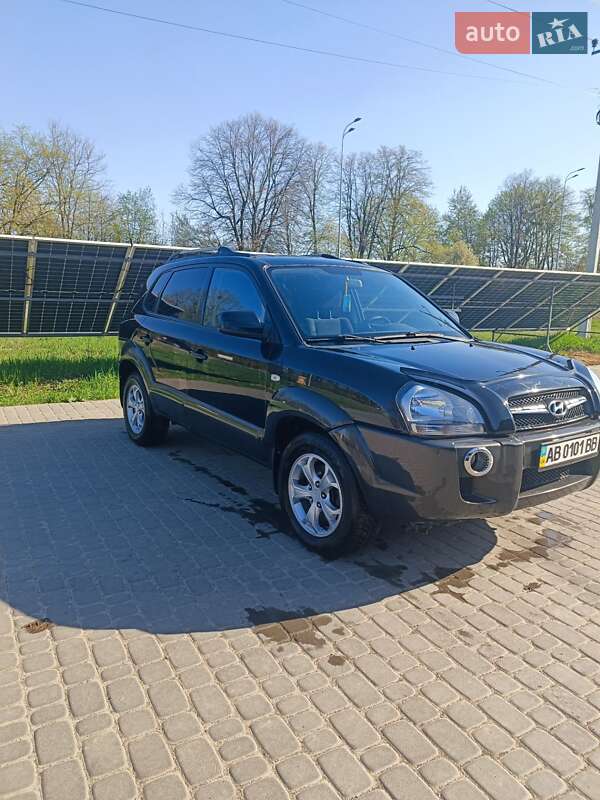 Позашляховик / Кросовер Hyundai Tucson 2009 в Вінниці