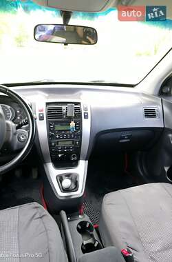 Позашляховик / Кросовер Hyundai Tucson 2008 в 
