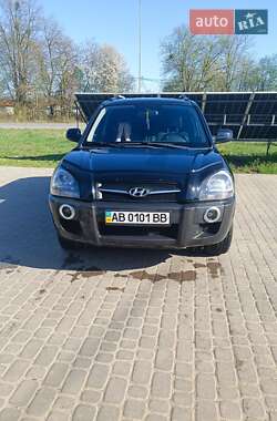 Внедорожник / Кроссовер Hyundai Tucson 2009 в 