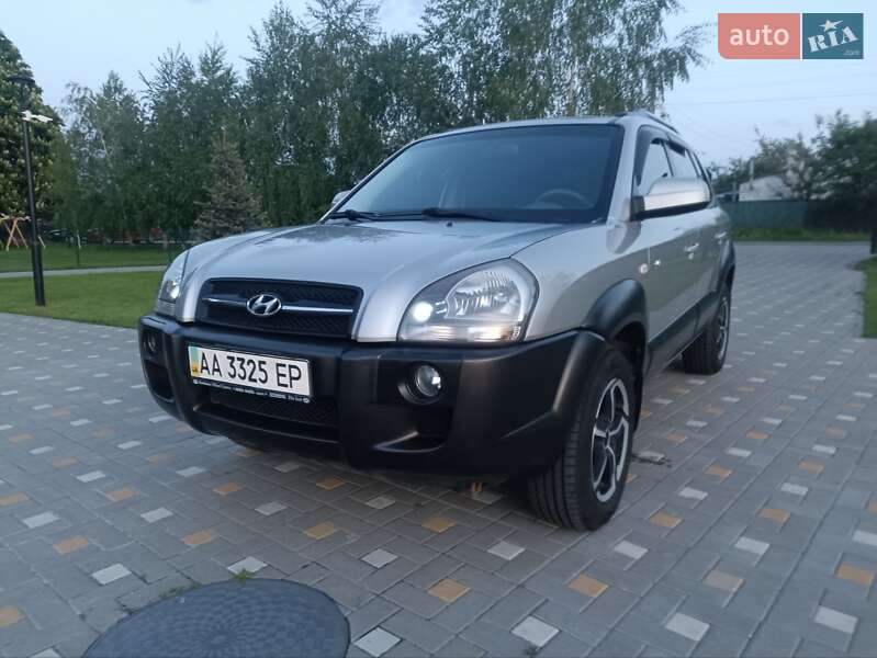 Позашляховик / Кросовер Hyundai Tucson 2006 в Києві