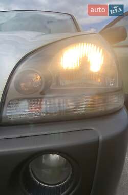 Позашляховик / Кросовер Hyundai Tucson 2005 в 