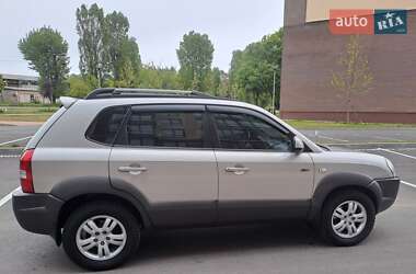 Позашляховик / Кросовер Hyundai Tucson 2008 в 