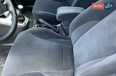 Внедорожник / Кроссовер Hyundai Tucson 2007 в 
