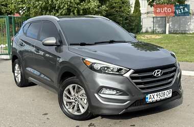 Позашляховик / Кросовер Hyundai Tucson 2016 в Харкові