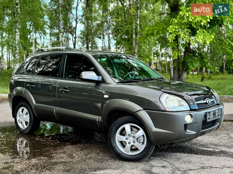 Позашляховик / Кросовер Hyundai Tucson 2008 в 