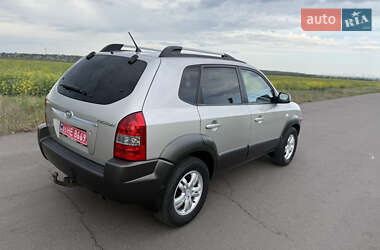 Внедорожник / Кроссовер Hyundai Tucson 2007 в 