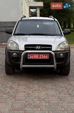 Внедорожник / Кроссовер Hyundai Tucson 2007 в 