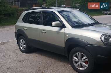 Позашляховик / Кросовер Hyundai Tucson 2010 в 