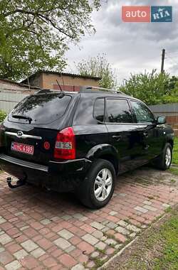 Позашляховик / Кросовер Hyundai Tucson 2005 в 
