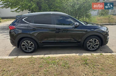 Позашляховик / Кросовер Hyundai Tucson 2019 в 