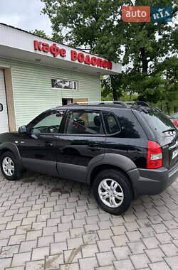 Внедорожник / Кроссовер Hyundai Tucson 2008 в 