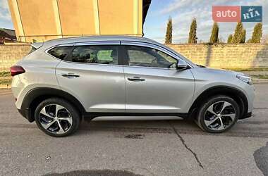 Позашляховик / Кросовер Hyundai Tucson 2018 в 