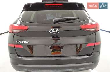Позашляховик / Кросовер Hyundai Tucson 2021 в 