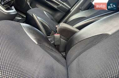 Внедорожник / Кроссовер Hyundai Tucson 2012 в 