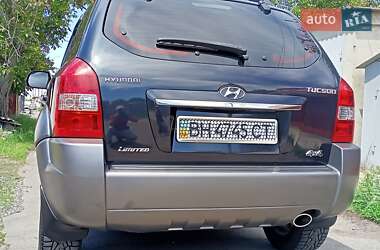 Позашляховик / Кросовер Hyundai Tucson 2012 в 