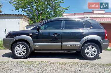 Позашляховик / Кросовер Hyundai Tucson 2012 в 