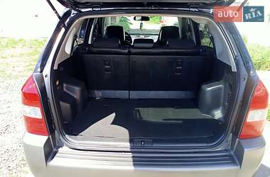 Позашляховик / Кросовер Hyundai Tucson 2012 в 