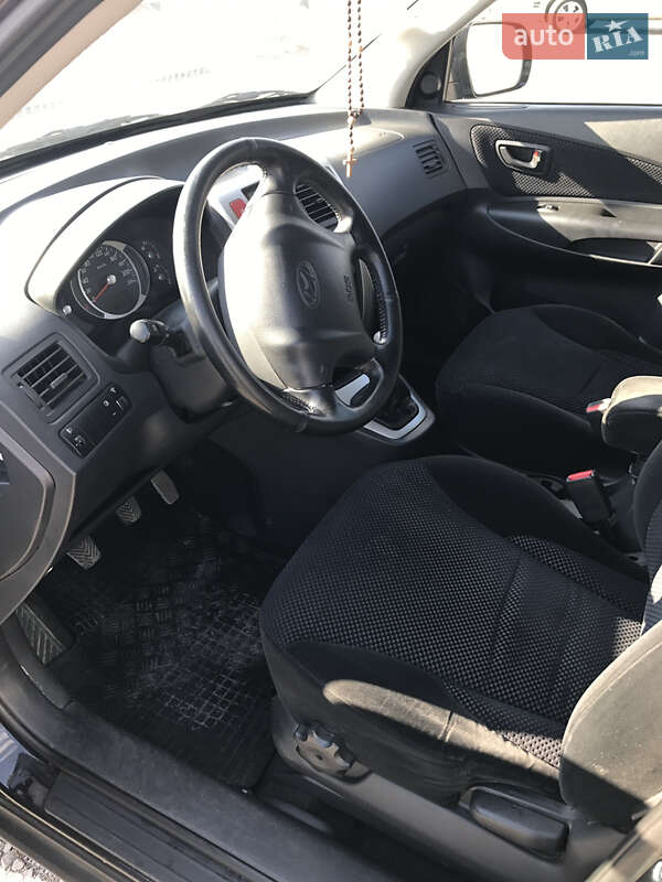 Внедорожник / Кроссовер Hyundai Tucson 2011 в Сквире