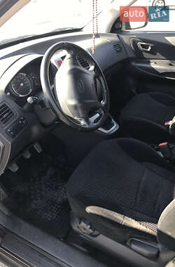 Позашляховик / Кросовер Hyundai Tucson 2011 в 