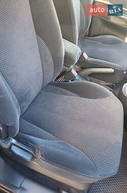Позашляховик / Кросовер Hyundai Tucson 2006 в 