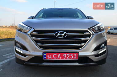 Внедорожник / Кроссовер Hyundai Tucson 2016 в 