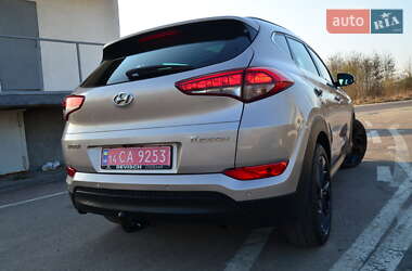 Внедорожник / Кроссовер Hyundai Tucson 2016 в 