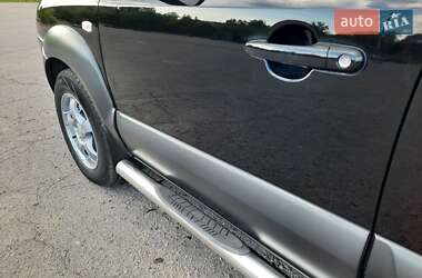 Внедорожник / Кроссовер Hyundai Tucson 2006 в 