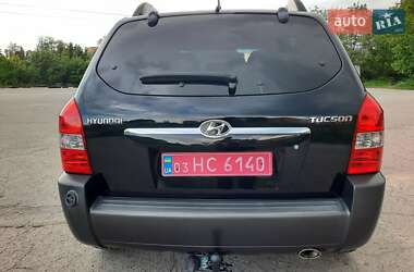 Внедорожник / Кроссовер Hyundai Tucson 2006 в 
