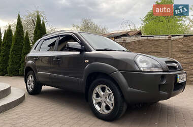Позашляховик / Кросовер Hyundai Tucson 2009 в 