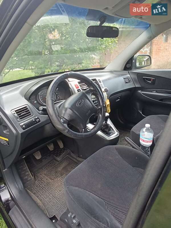 Позашляховик / Кросовер Hyundai Tucson 2008 в Млиніві