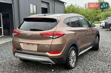 Позашляховик / Кросовер Hyundai Tucson 2017 в 