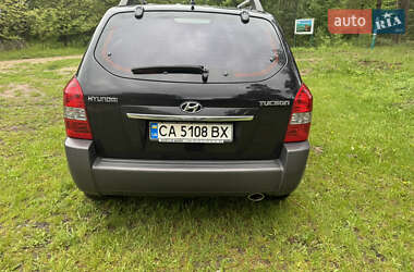 Внедорожник / Кроссовер Hyundai Tucson 2008 в 