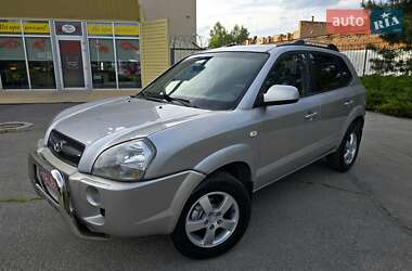 Позашляховик / Кросовер Hyundai Tucson 2006 в 