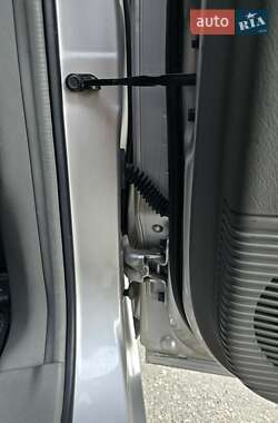 Позашляховик / Кросовер Hyundai Tucson 2006 в 