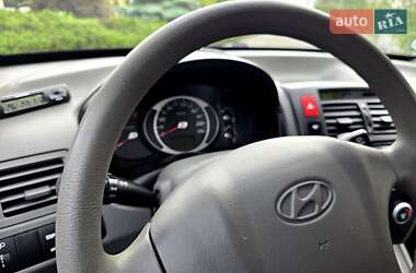 Позашляховик / Кросовер Hyundai Tucson 2006 в 
