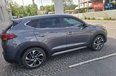 Внедорожник / Кроссовер Hyundai Tucson 2019 в 