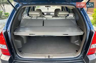 Внедорожник / Кроссовер Hyundai Tucson 2008 в 