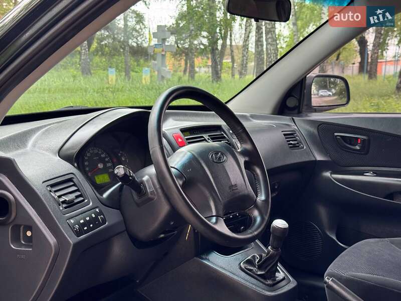Позашляховик / Кросовер Hyundai Tucson 2008 в Охтирці